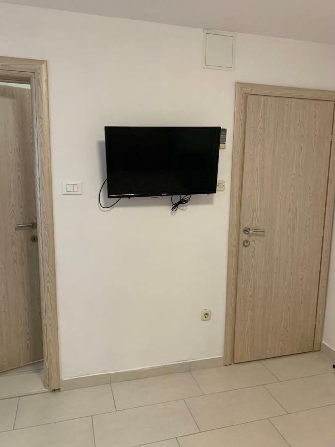 Villa Agneza Baška Voda Exteriör bild
